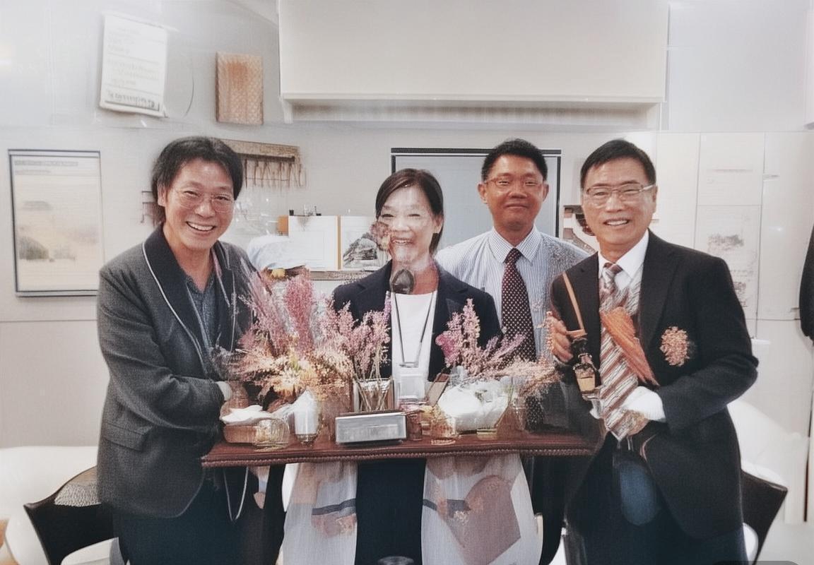 拜仁利物浦欧冠巅峰对决：战术解析与亮点回顾